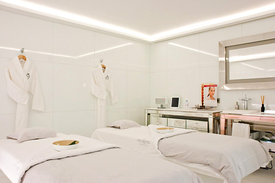Cabine Spa My Blend by Clarins Royal Monceau Cabine Spa My Blend by Clarins Royal Monceau