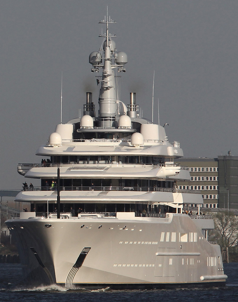 Yacht Eclipse