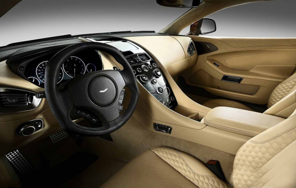 Aston Martin Vanquish 2013 Aston Martin Vanquish 2013