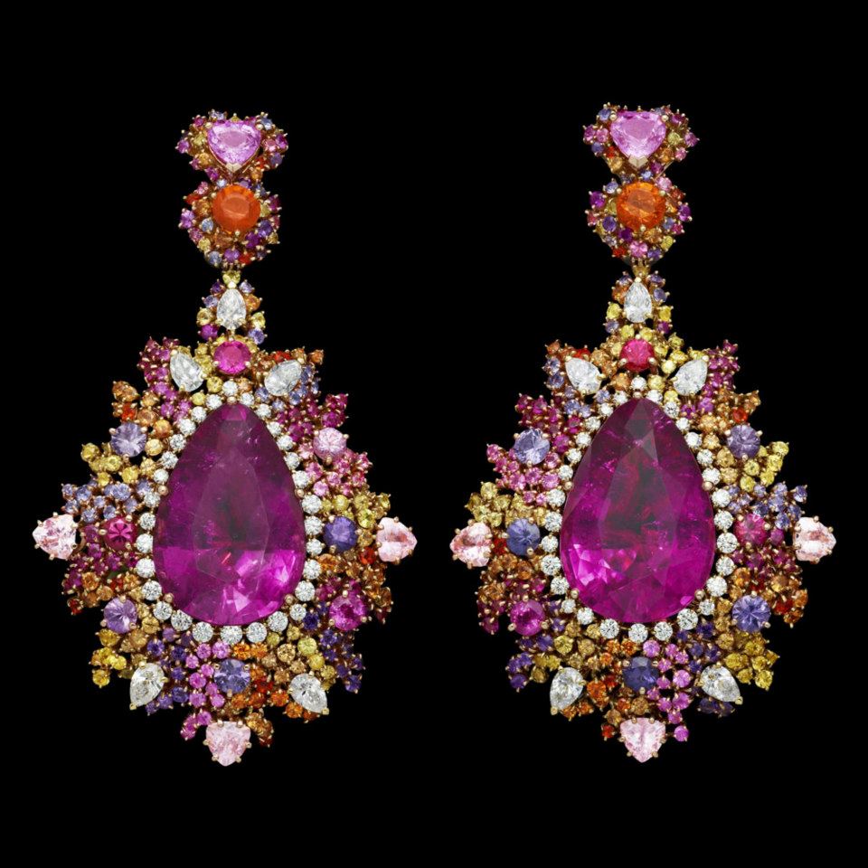 Boucles d'oreilles Dear Dior "Guipure Framboise Rebrodée"