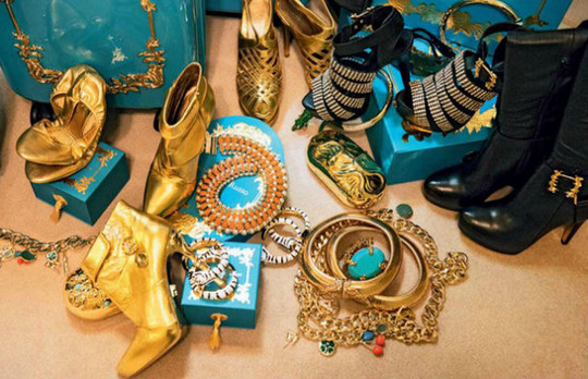 Collection bling-bling d'Anna Dello Russo