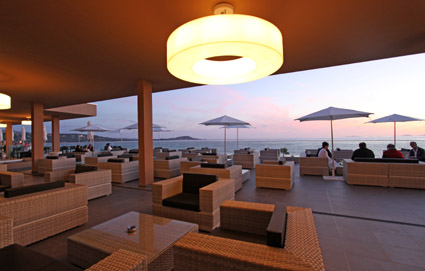10-terrasse bar lounge u punentesylvain alessandri