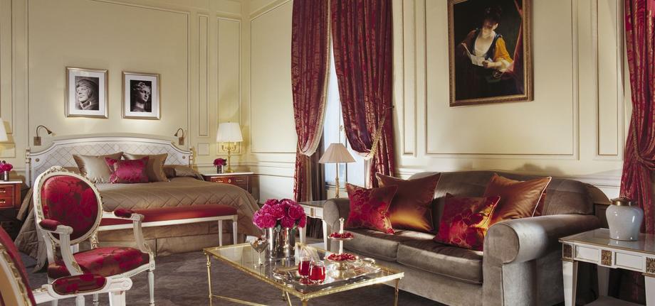 Superior-Junior-Suite_tbe_room_carousel