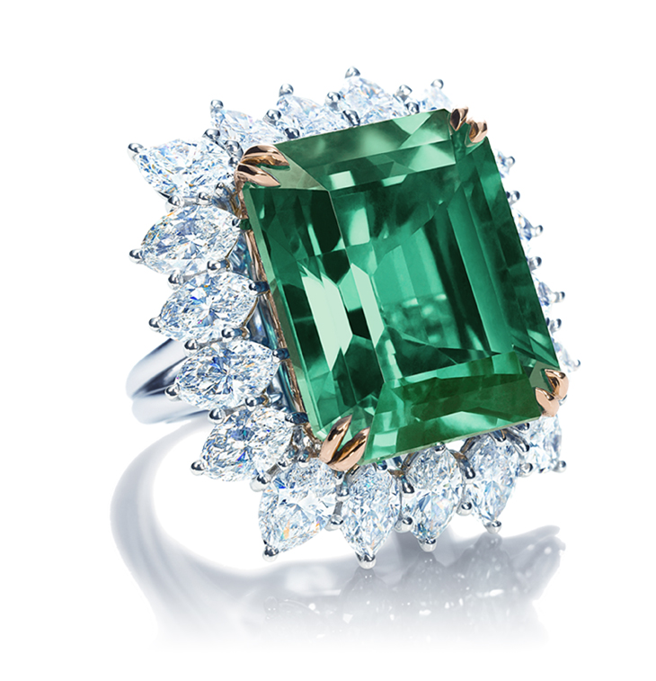 harry-winston-ring-emerald-diamond