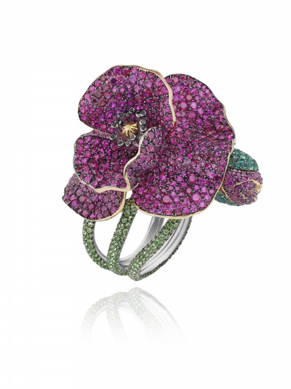 Flower Ring from the Red Carpet Collection 2013