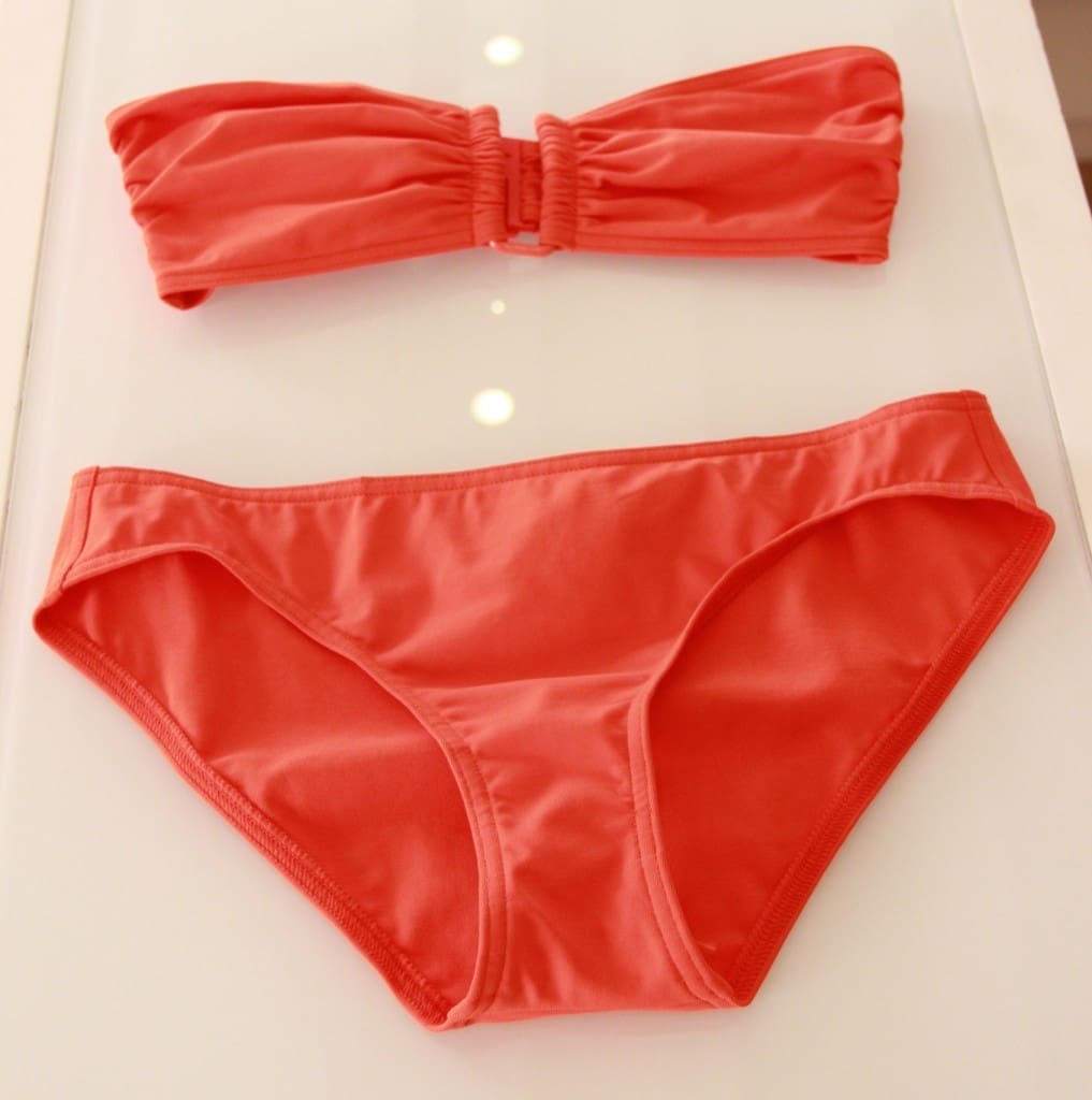 un des best seller, le bandeau, 250 euros