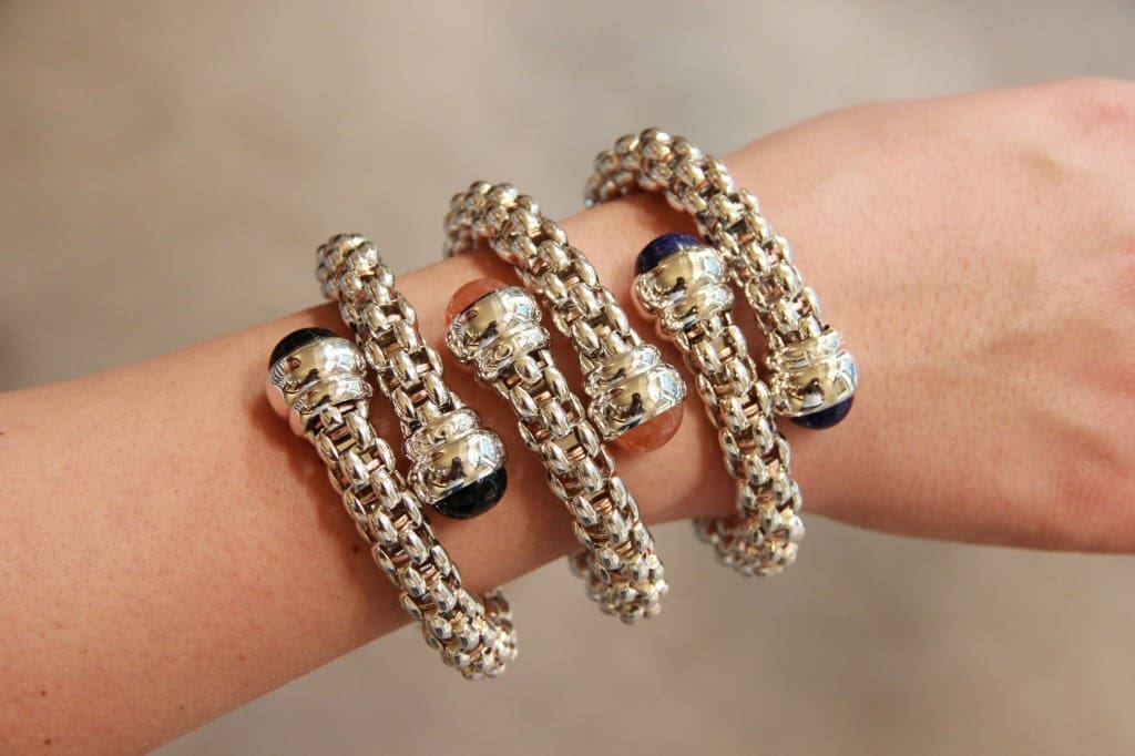 bracelets en argent palladié, 800 euros