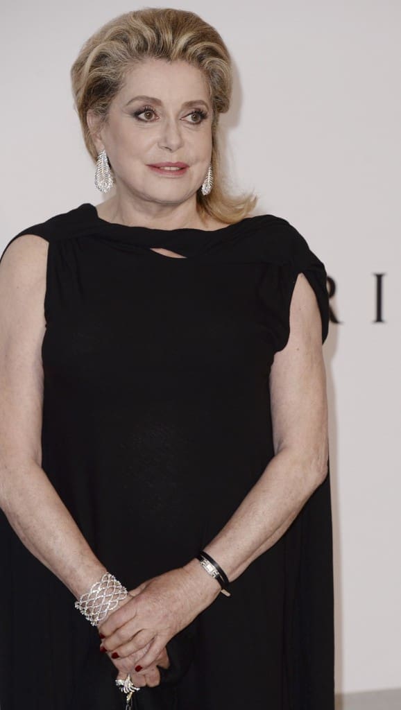 Catherine Deneuve  Jaeger-LeCoultre  Joaillerie 101 watch_amfAR_ Cannes 2014@Pixhel Productions (3)