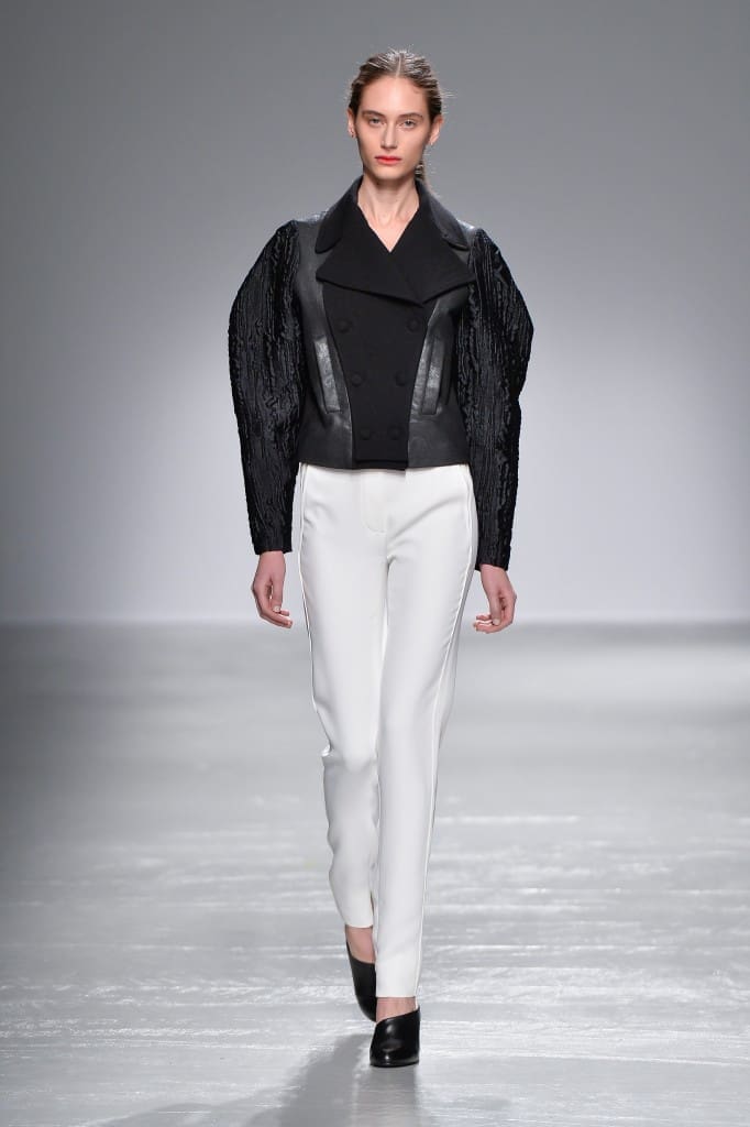 Guy Laroche, Female model catwalking during the Paris womenswear fashion shows, winter 2016 - 2017, Women ready to wear, France