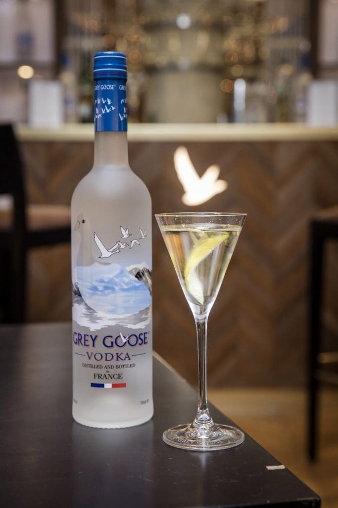 244-greygoose-lemarchebleu