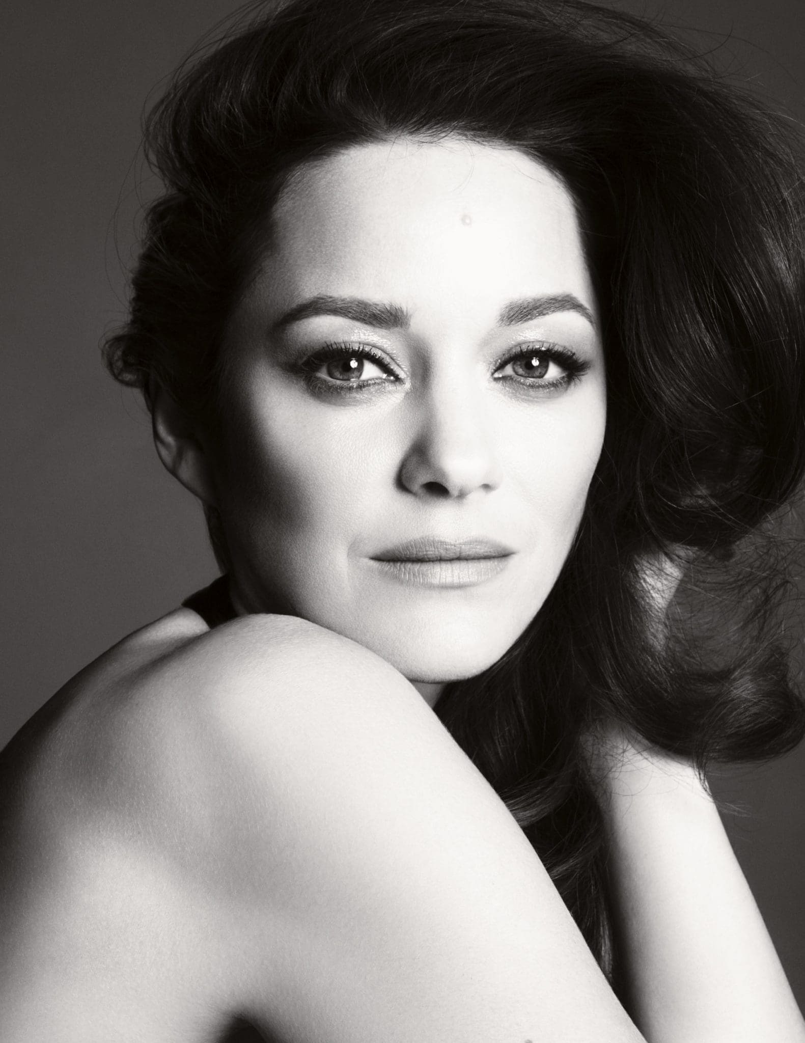 La Maison De Marion Cotillard Choque Le Monde Entier Marion Cotillard, nouveau visage du Chanel N°5 - FIRSTLUXE